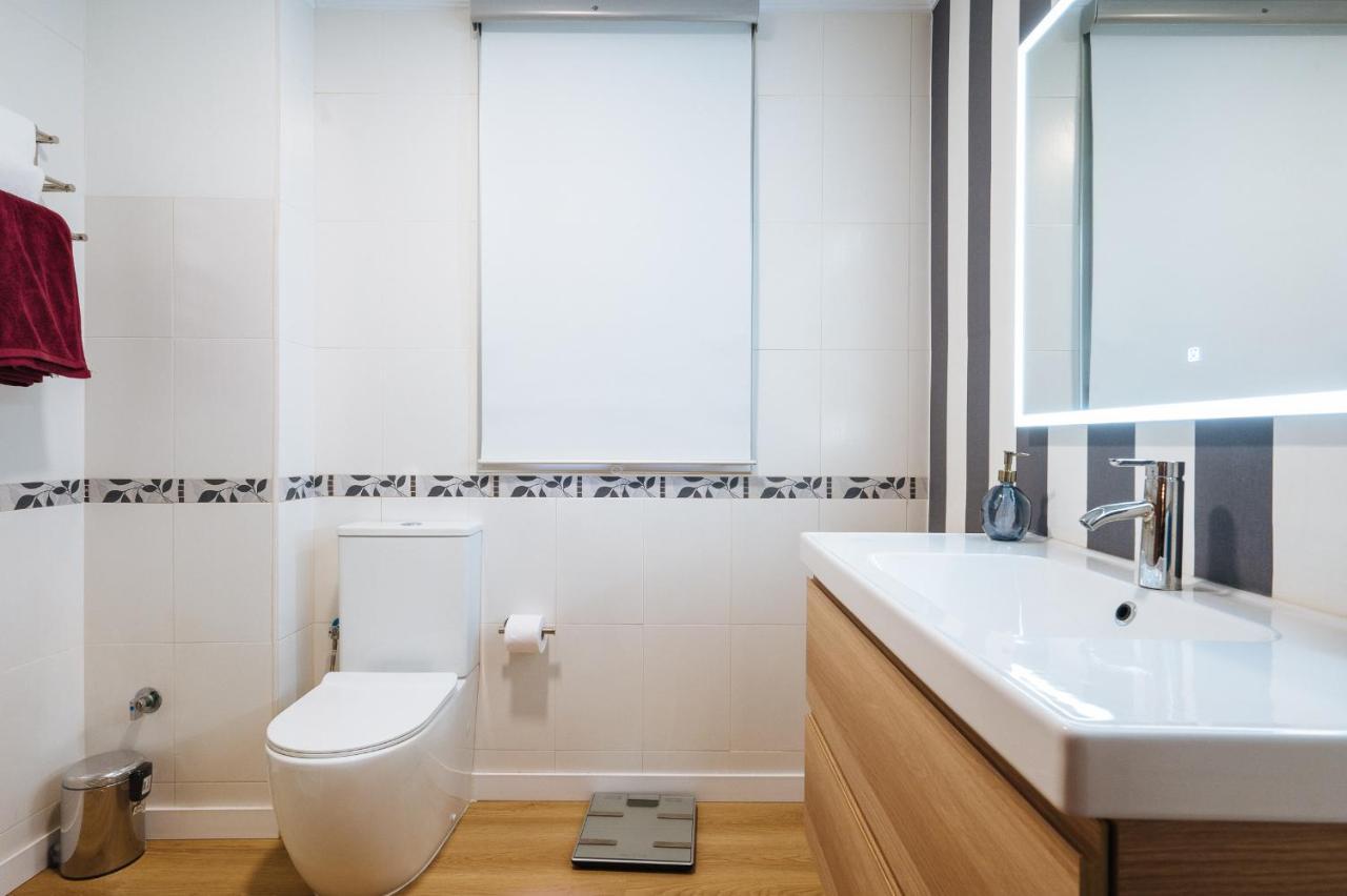 Muro De Los Navarros Suite Apartment Seville Luaran gambar