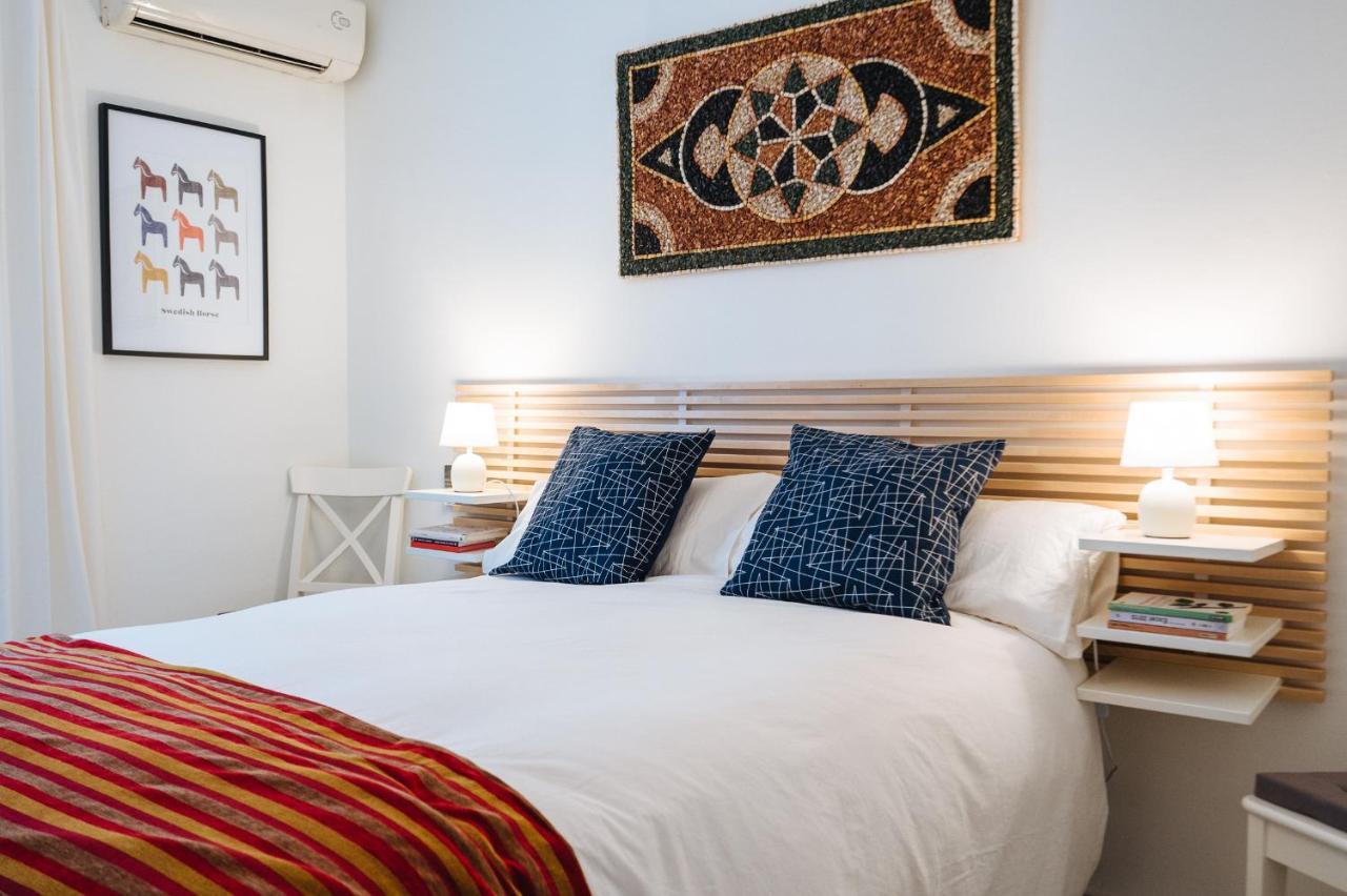 Muro De Los Navarros Suite Apartment Seville Luaran gambar